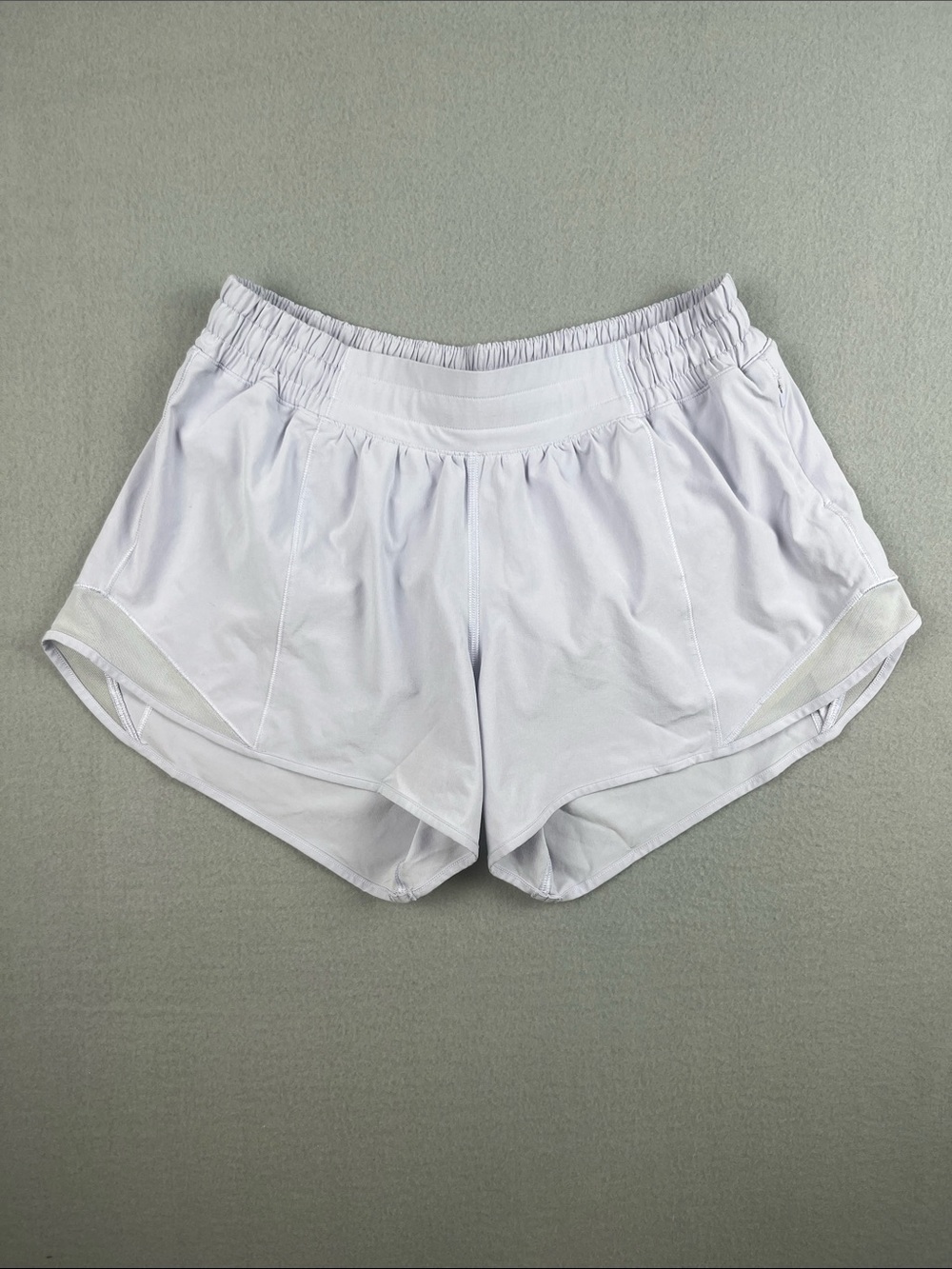 Lululemon Hotty Hot Shorts in Light Lavender
Size: 8